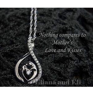 Beautiful  mother/ daughter necklace